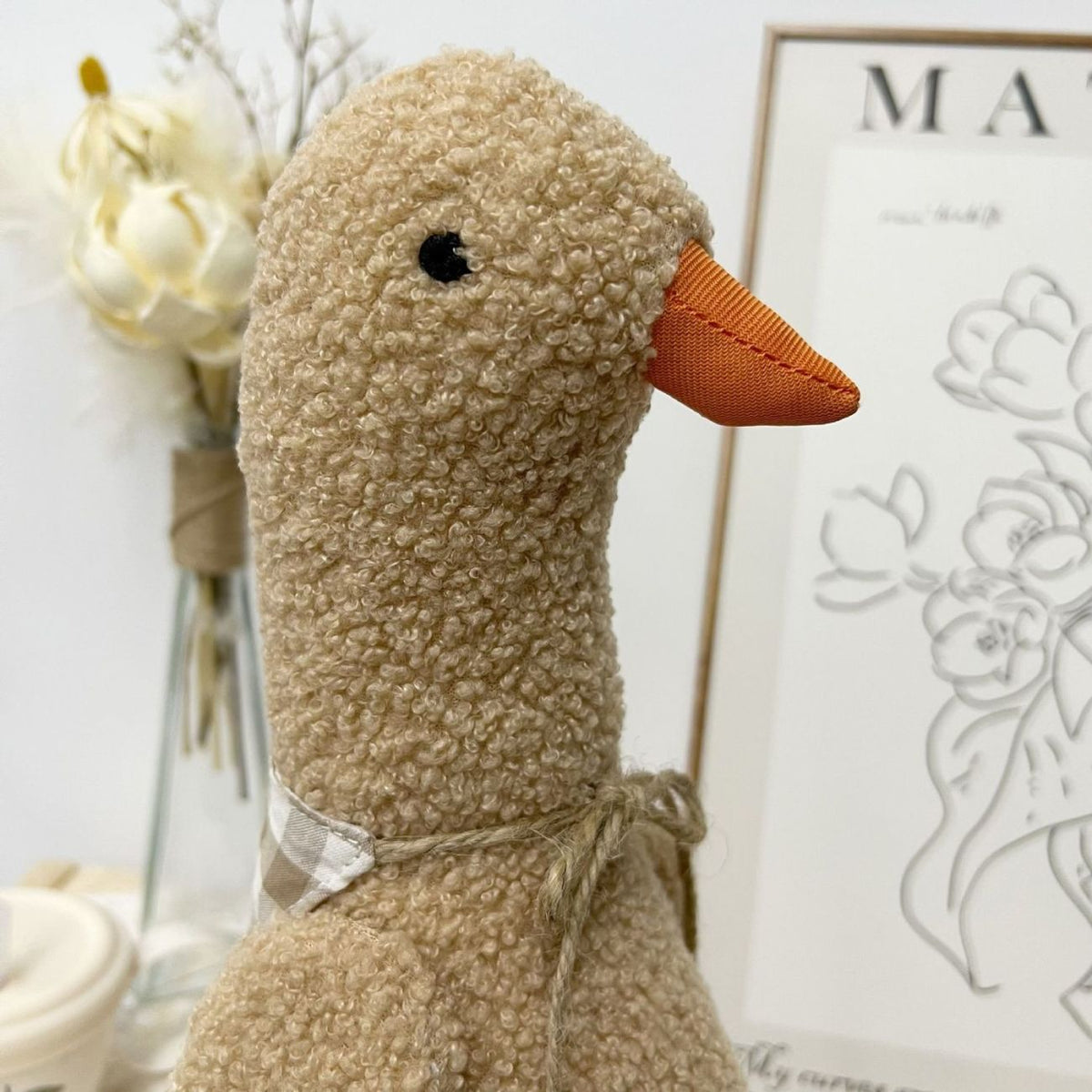 Goose Plush Toy, Soft Stuffed Animal Doll with Scarf, 43 cm, close-up detail