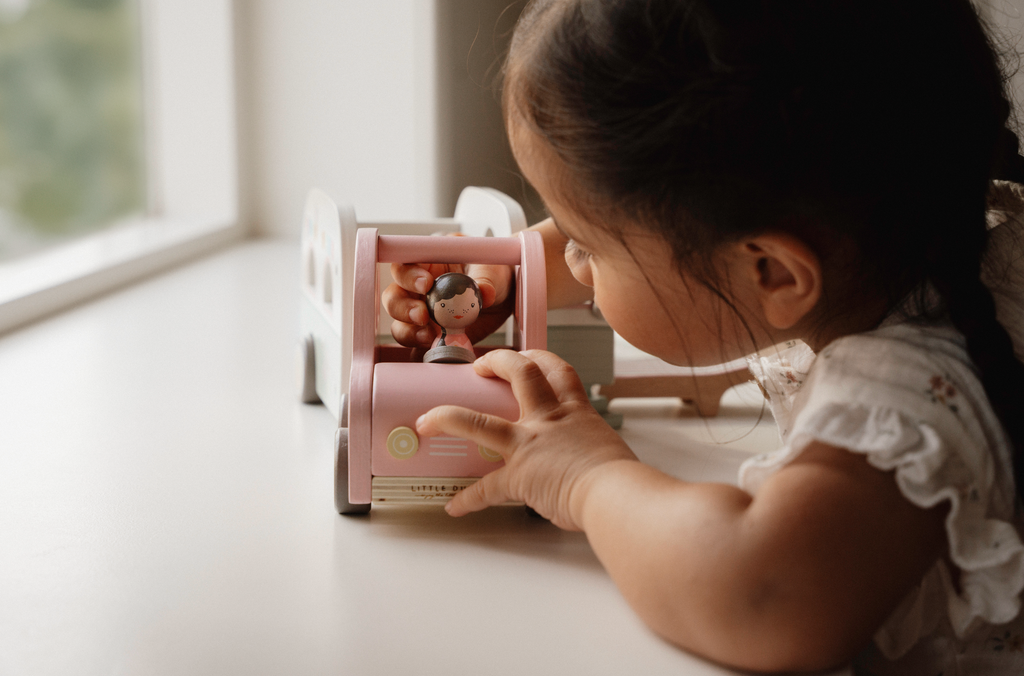 Wooden Toy Car with Caravan - Pink Play Vehicle Set