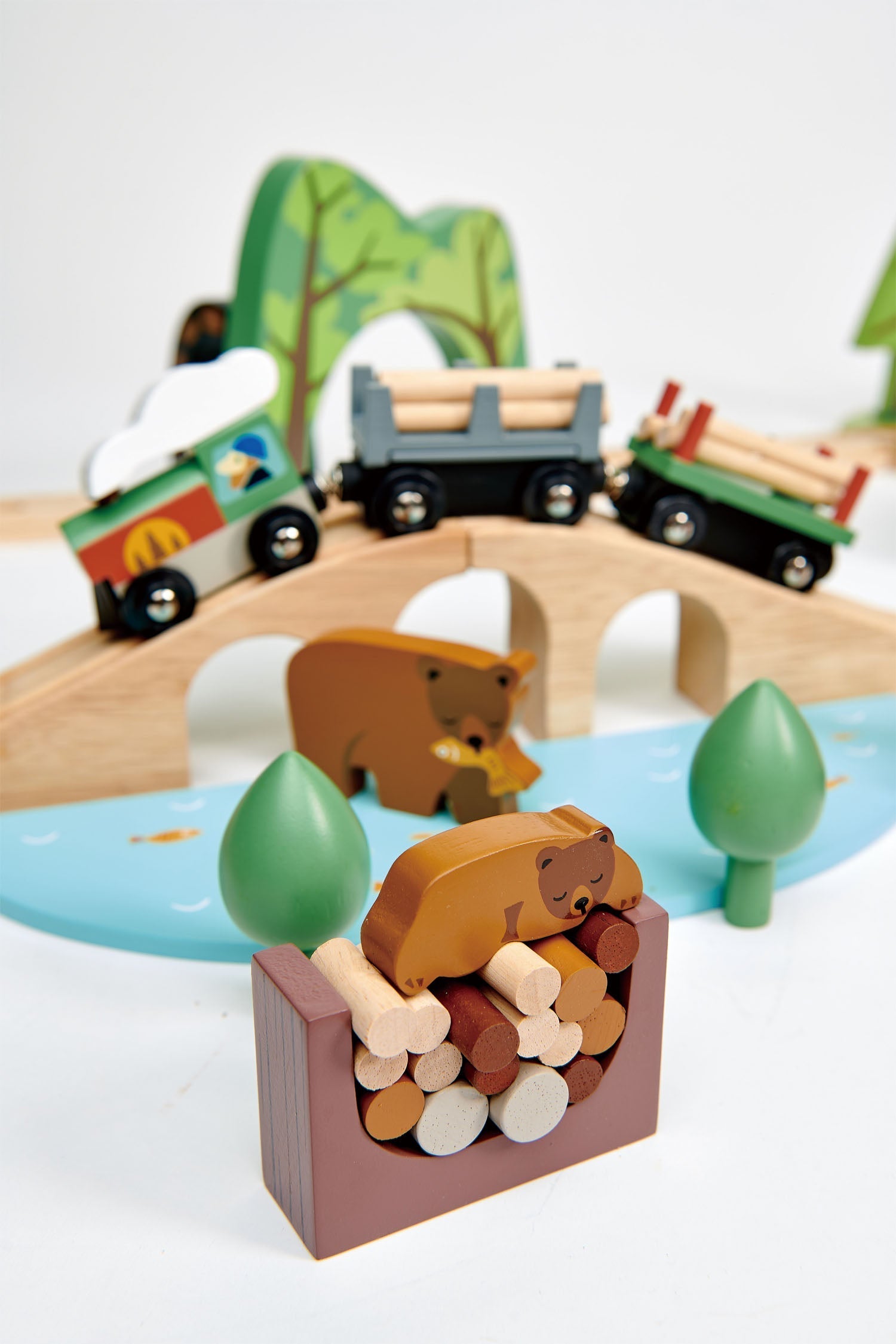 Wooden Train Set - Wild Pines - 30 Pieces