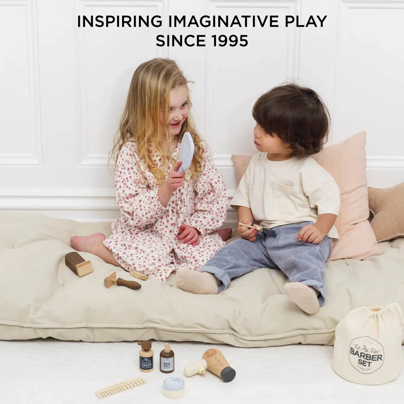 Wooden Hairdresser & Barber Kit - 12 Pieces